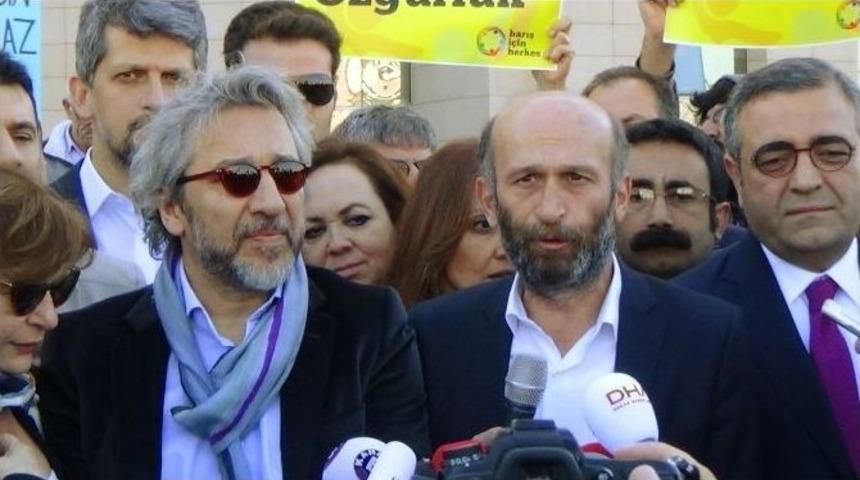 Can D&uuml;ndar Ve Erdem G&uuml;l&rsquo;&uuml;n Yargılanmasına Devam Ediliyor