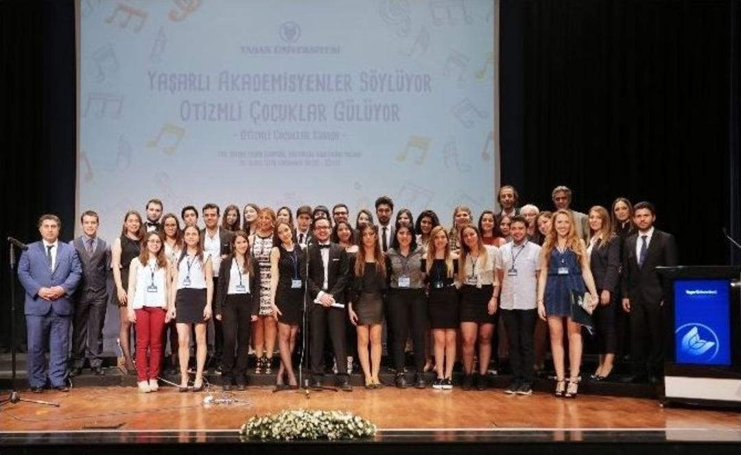 Akademisyenler Otizmli &Ccedil;ocuklar İ&ccedil;in S&ouml;yledi