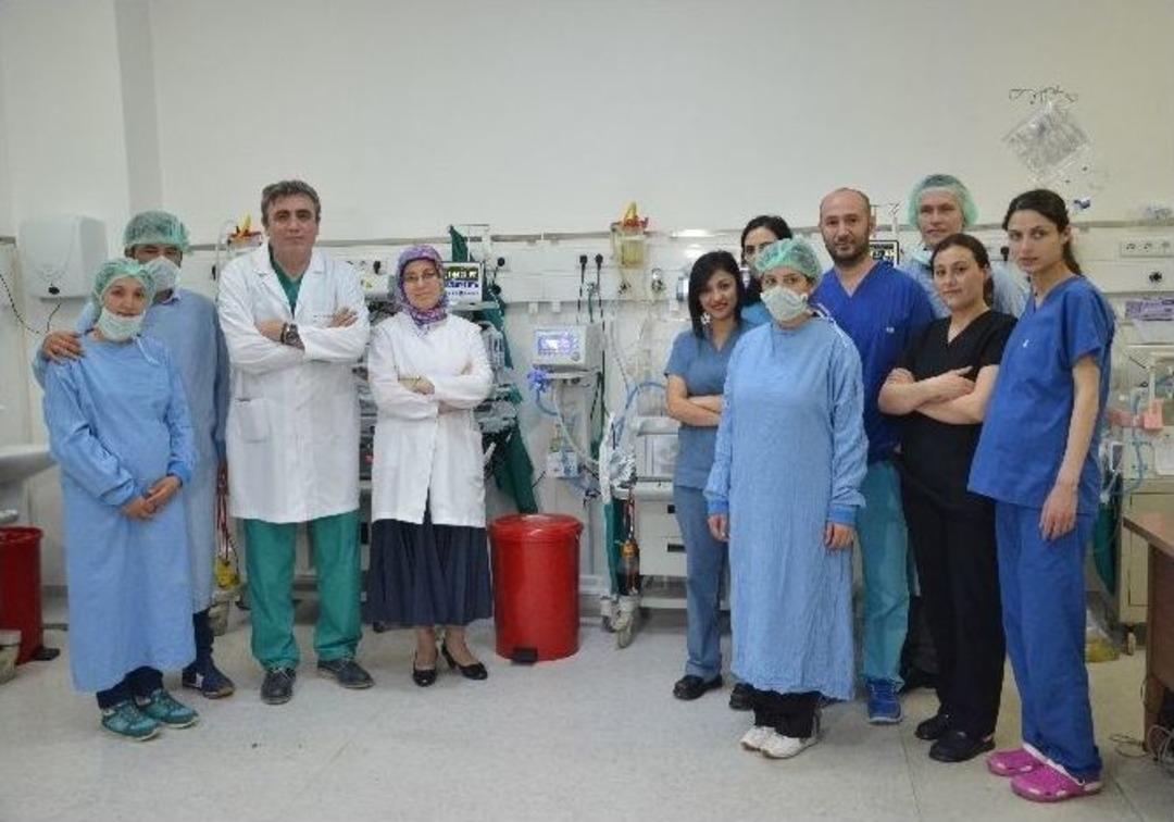 (&ouml;zel) Bebebekleri İ&ccedil;in &lsquo;umut&rsquo;la Beklerken &lsquo;can&rsquo; Dostu Oldular