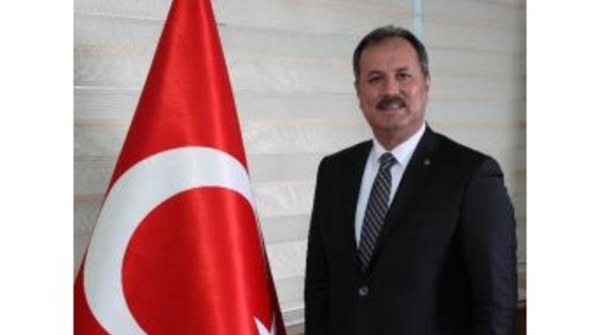 Başkan &Ouml;zer&rsquo;den 23 Nisan Mesajı