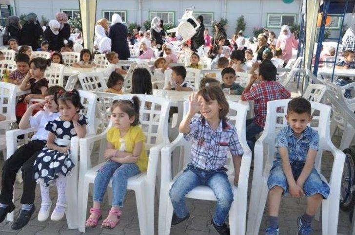 Suriyeli Yetimlere Moral Günü G1