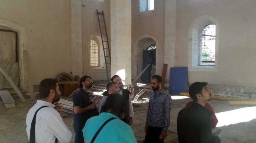 Hattatlar Adıyaman&rsquo;ın Tarihi Camilerini Gezdi