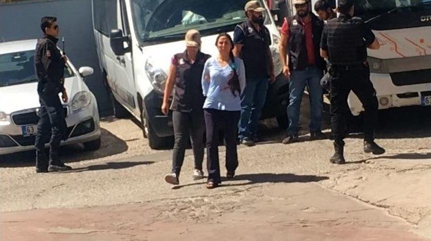Aralarında Şanlıurfa Hdp İl Eş Başkanının Da Bulunduğu 15 Kişi Adliyeye Sevk Edildi