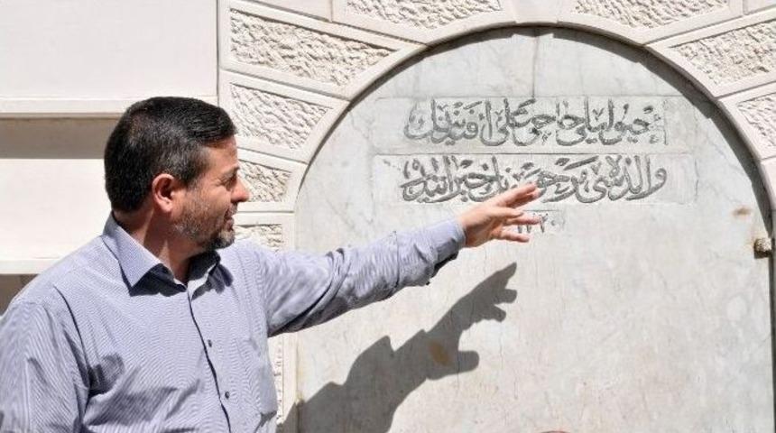 Silinmeye Y&uuml;z Tutmuş &Ccedil;eşme Kitabesi G&uuml;n Y&uuml;z&uuml;ne &Ccedil;ıkıyor