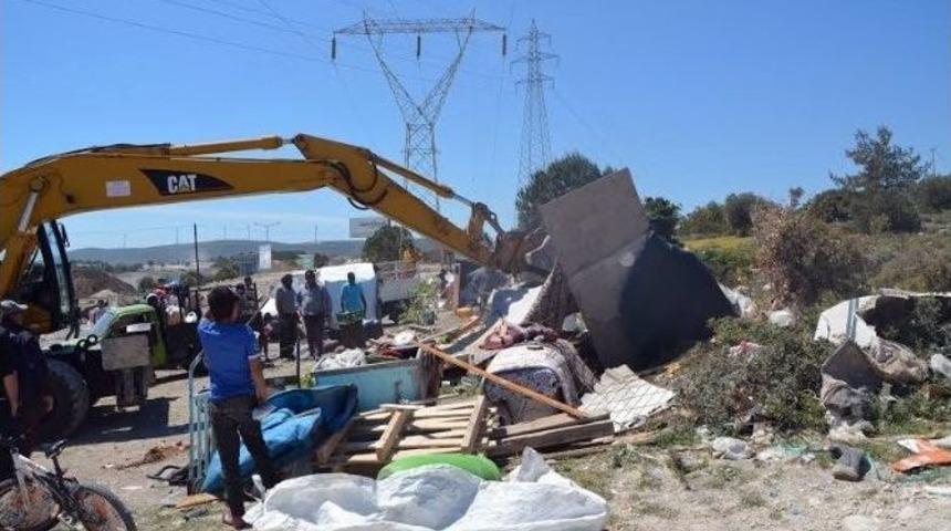 İzmir&rsquo;de &Ccedil;adır Operasyonu