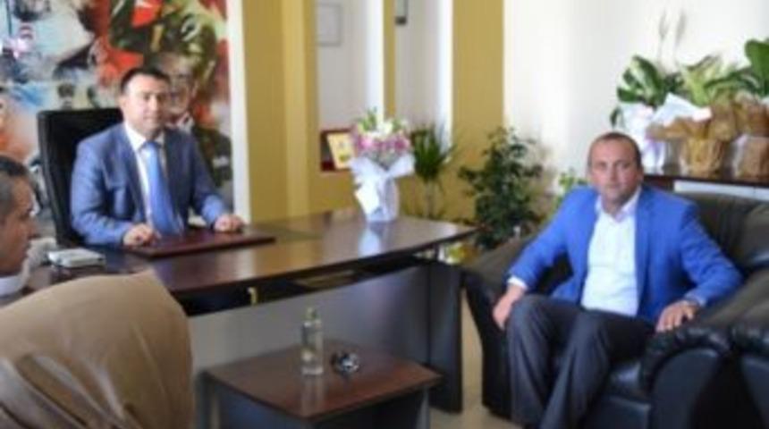 Ak Parti İl&ccedil;e Y&ouml;netimi Başhekimi Ziyaret Etti