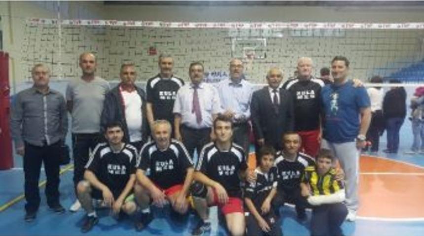 Turnuvanın Şampiyonu Kula İl&ccedil;e Milli Eğitim Oldu