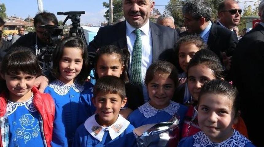 B&uuml;y&uuml;kşehir Belediye Başkanı Mustafa &Ccedil;elik: