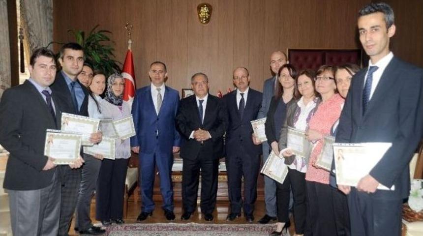 Bilecik Tapu M&uuml;d&uuml;rl&uuml;ğ&uuml; Personeline Başarı Belgesi Verildi