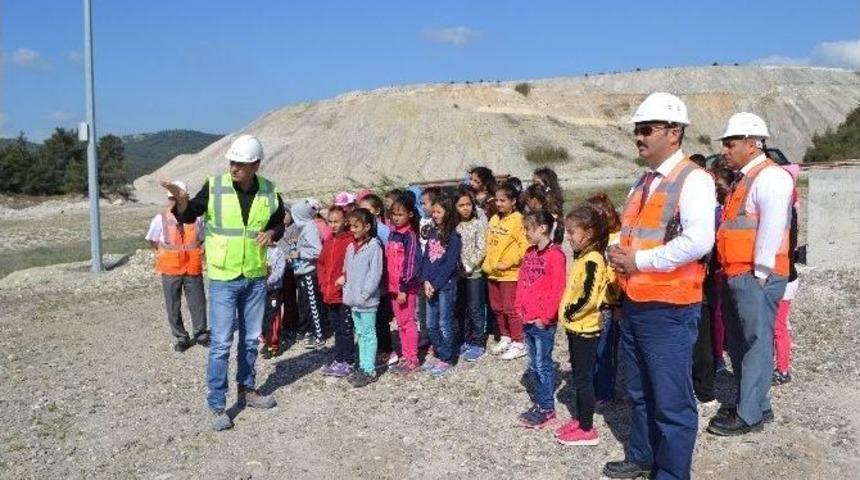 Minik &Ouml;ğrenciler Bor Madenini İnceledi