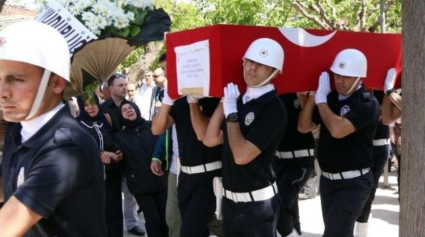 Akhisarlı Polis Son Yolculuğuna Uğurlandı