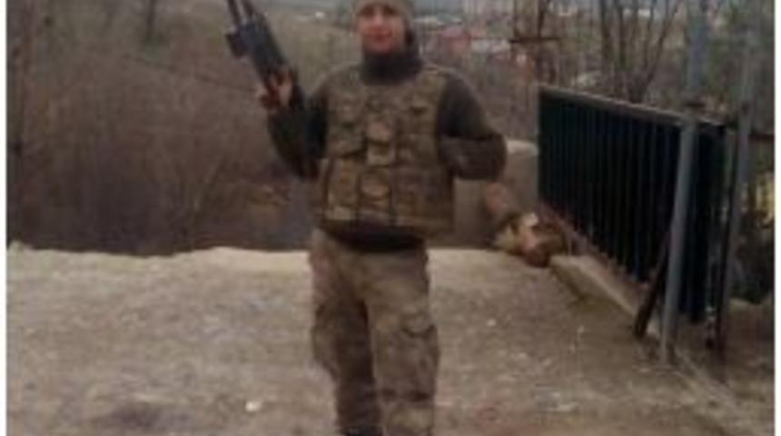 Şehidin Acı Haberi Esenler&rsquo;deki Babaevine Ulaştı