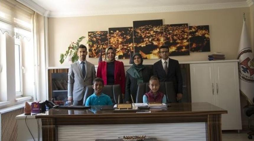 Bitlis Belediyesi&rsquo;nin Minik Eş Başkanları
