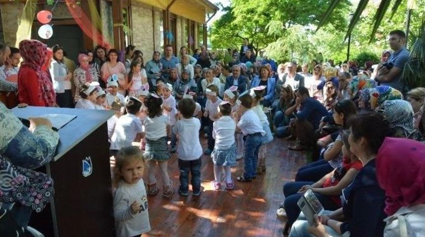 Yunusemreli Minikler Bayramlarını Kutladı