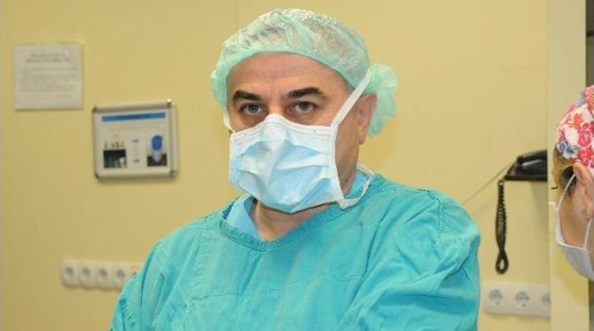 B&ouml;brek &Uuml;st&uuml; T&uuml;m&ouml;r&uuml; Belirtileri