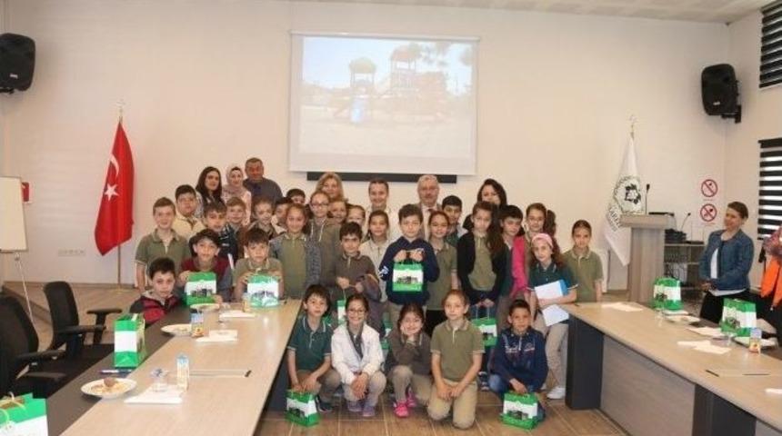 &Ouml;ğrencilerden Kırklareli İl &Ouml;zel İdaresi&rsquo;ne Ziyaret