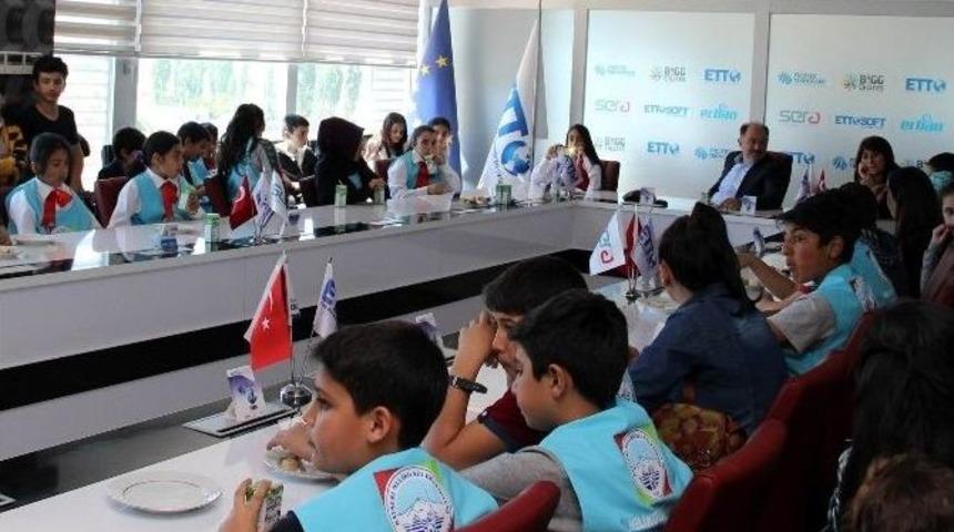 23 Nisan Coşkusu Erciyes Teknopark&rsquo;ta Kutlandı