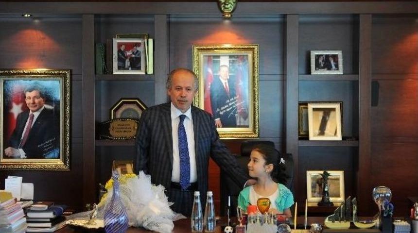 B&uuml;y&uuml;kşehirde 23 Nisan Kutlaması