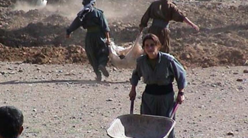 Soğuktan ve a&ccedil;ıktan &ouml;l&uuml;yorlar!