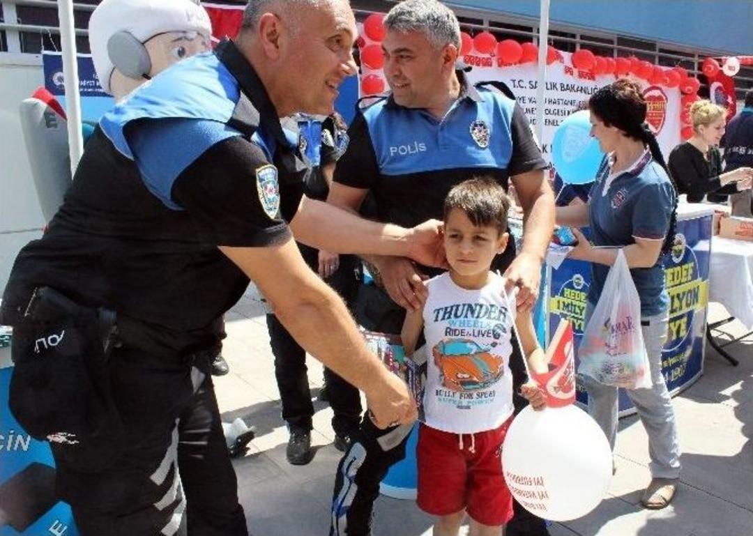 Darp Edilen Suriyeli Hasan&rsquo;ın 23 Nisan Coşkusu