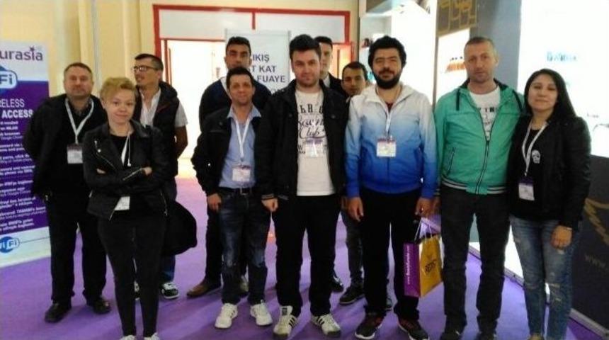 İstanbul&rsquo;da D&uuml;zenlenen Kozmetik Fuarına Bilecik&rsquo;ten Berberler Ve Kuaf&ouml;rler Katıldı