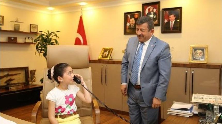 Darıca Belediyesi&rsquo;nin Y&ouml;netimi &Ccedil;ocuklara Emanet