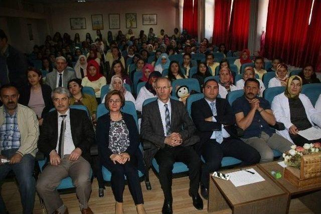 Yozgat Halide Edip Kız Meslek Lisesi’nin Kutlu Doğum Programı Büyük Beğeni Topladı