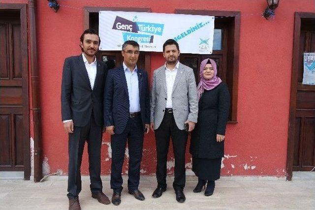 Eskişehir Tügva Gençleri Geleceğe Hazırlıyor