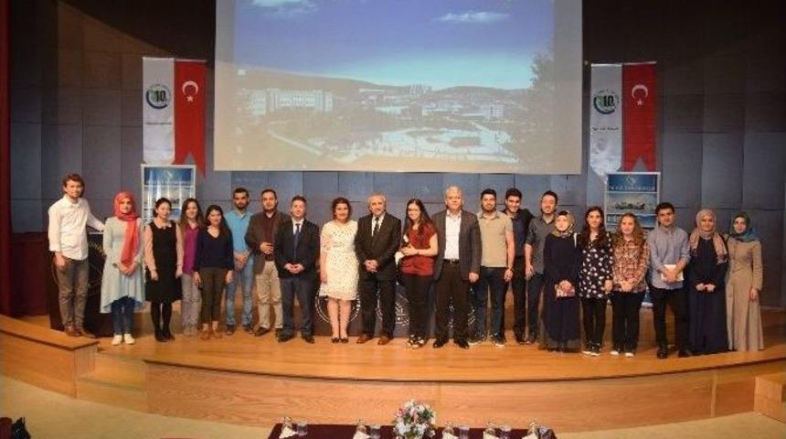 G&ouml;r&uuml;nenin Şiiri Fotoğraf G&ouml;r&uuml;nmeyenin Fotoğrafı Şiir