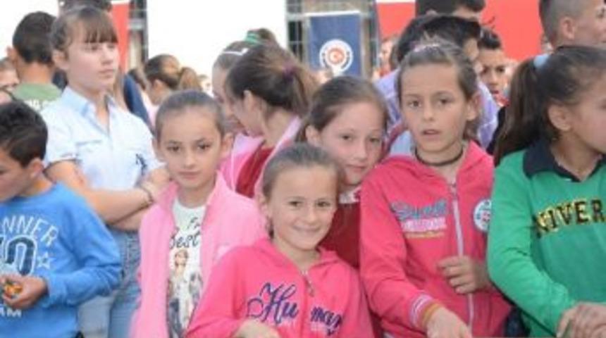 Tika&rsquo;nın Desteğiyle Arnavutluk&rsquo;ta 23 Nisan Kutlaması