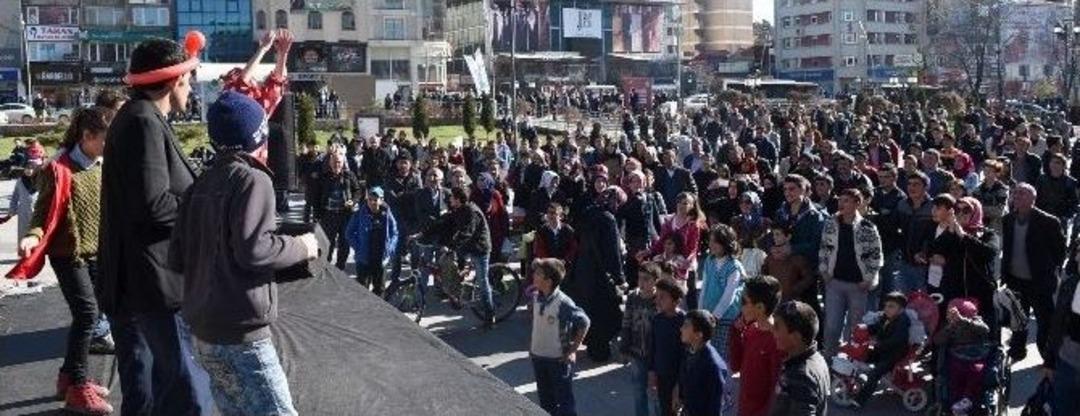 B&uuml;y&uuml;kşehir&rsquo;den &Ccedil;ocuk Bayramı Ş&ouml;leni