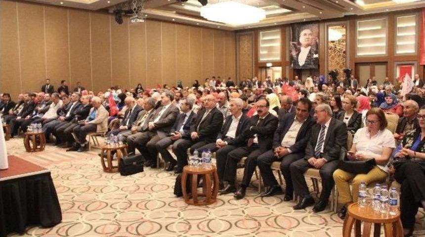 Haydar Baş Asgari &Uuml;cret S&ouml;z&uuml;n&uuml; Yineledi