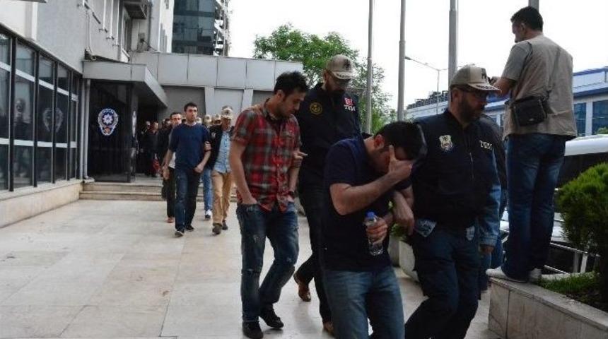 Bursa&rsquo;daki Fet&ouml;/pdy Zanlıları Hakim Karşısında