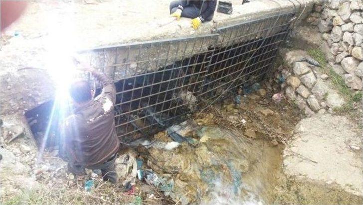 Yüksekova’da Tüple Tuzaklanmış Bir Araç Ele Geçirildi G5