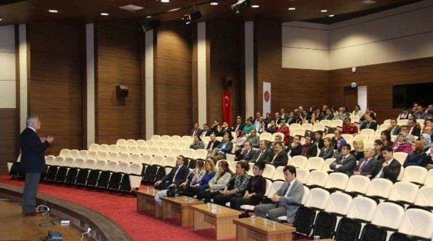 Ne&uuml;&rsquo;de &rsquo;etkili İletişim Ve Beden Dili&rsquo; Konulu Seminer Verildi