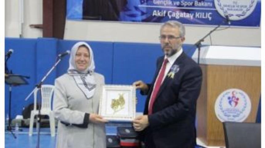 Moldovalı Elena M&uuml;sl&uuml;man Oldu