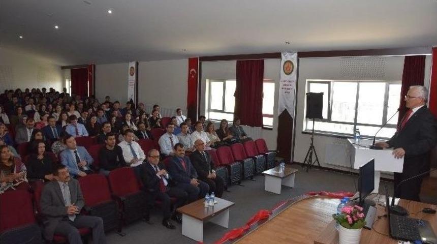 Aday &Ouml;ğretmenler Y&ouml;neticiler İle Buluştu