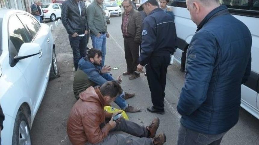 Fatsa&rsquo;da Motosiklet Kazası: 2 Yaralı