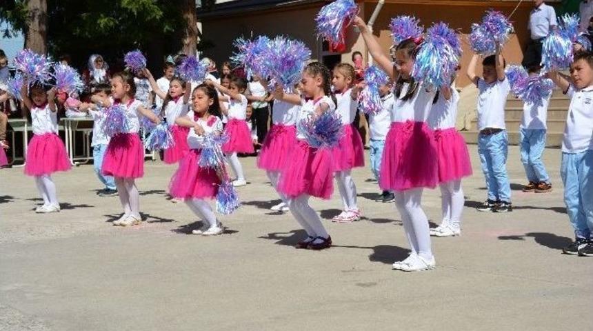 Kabad&uuml;z&rsquo;de 23 Nisan Kutlamaları