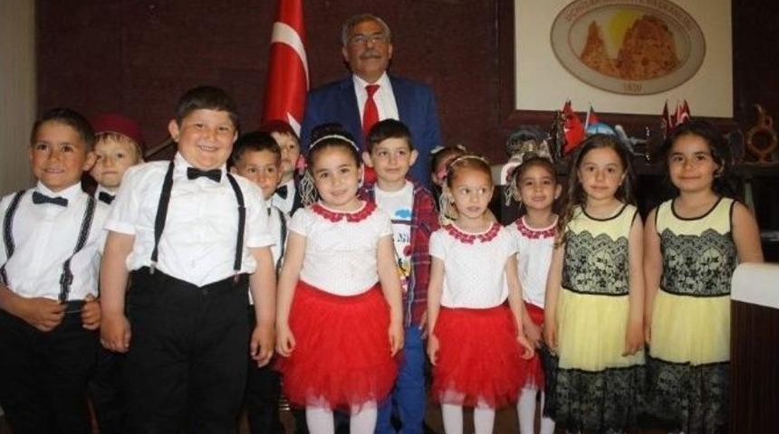 U&ccedil;hisar&rsquo;da, 23 Nisan Ulusal Egemenlik Ve &Ccedil;ocuk Bayramı Coşkuyla Kutlandı