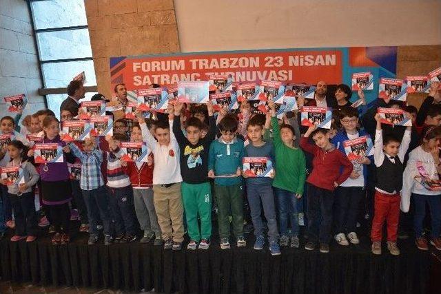 23 Nisan, Forum Trabzon’da Coşkuyla Kutlandı