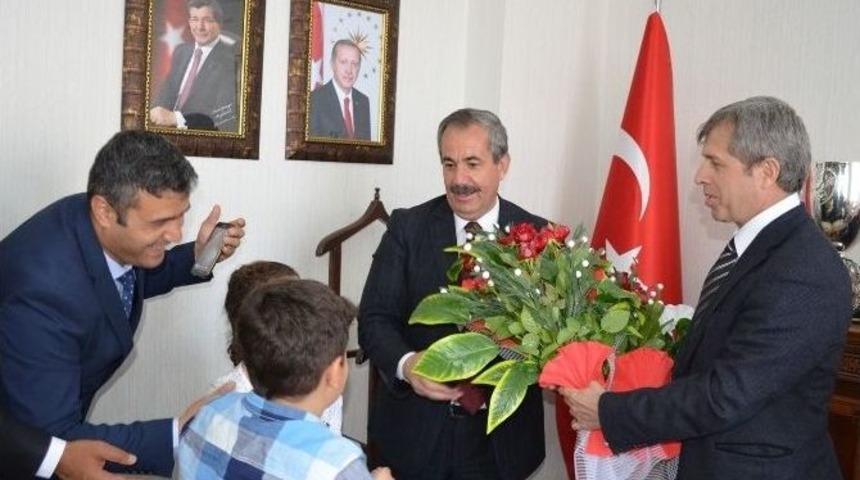 Minik Elif Adilcevaz Belediye Başkanı Oldu