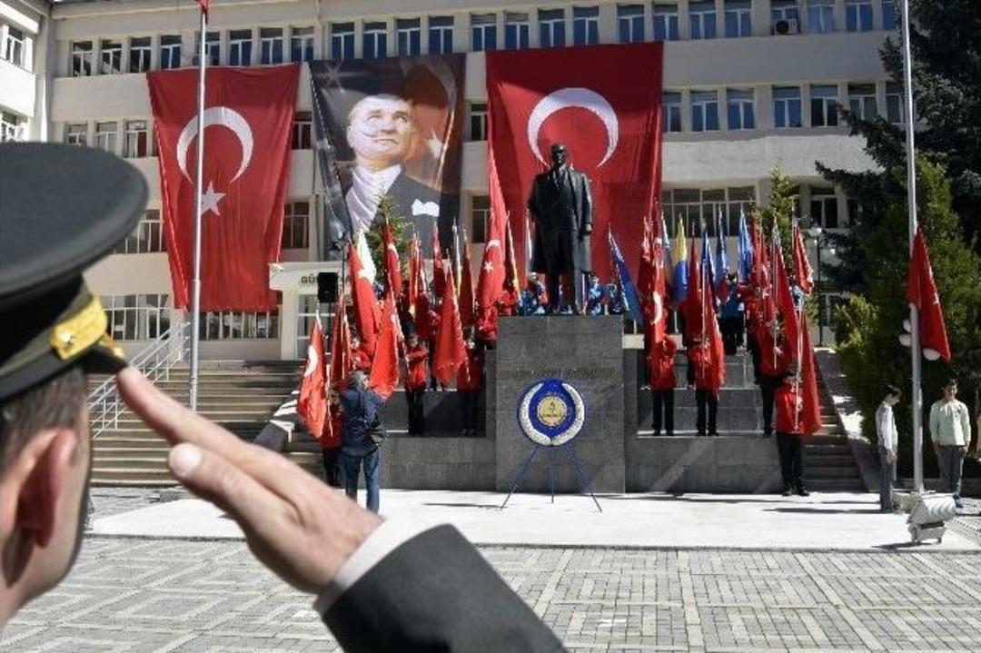 G&uuml;m&uuml;şhane&rsquo;de 23 Nisan Kutlamaları