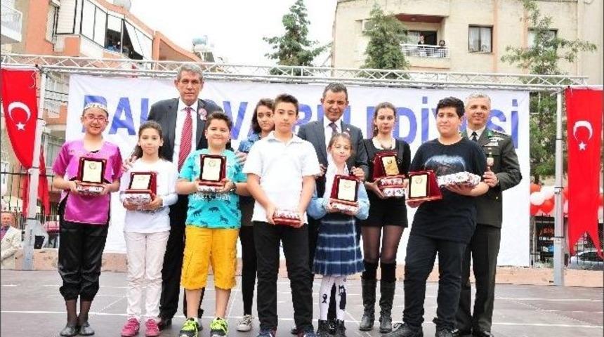 Bal&ccedil;ova&rsquo;da Coşkulu 23 Nisan Kutlamaları