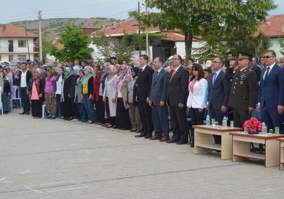 Kula&rsquo;da 23 Nisan Kutlaması