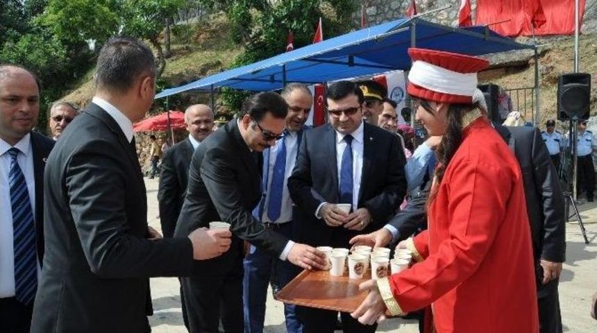 Alanya&rsquo;da 23 Nisan Coşkuyla Kutlandı