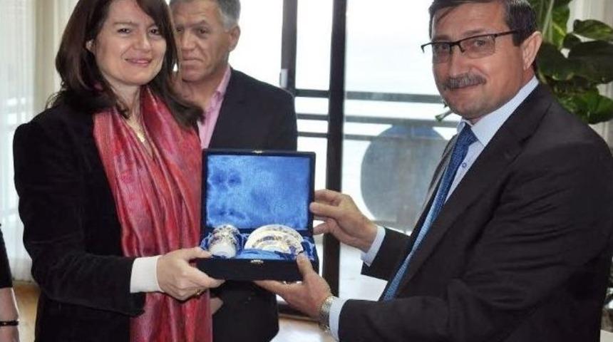 Didim Kaymakamı Ve Ticaret Odası Başkanından Yunanistan İzmir Başkonsolosuna Ziyaret