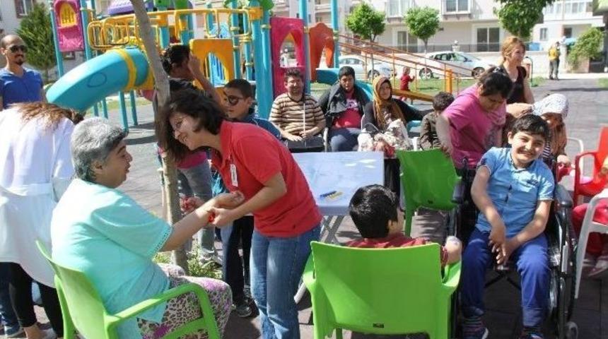 Didim&rsquo;de Engelliler 23 Nisan&rsquo;ı Etkinliklerle Kutladı