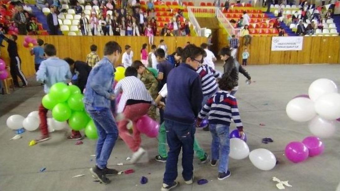 Tokat&rsquo;ta Balonlu 23 Nisan Kutlaması