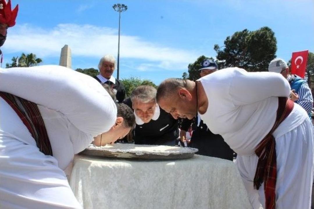 &Uuml;nye&rsquo;nin D&uuml;nk&uuml; &Ccedil;ocukları Yine Eğlendirdi